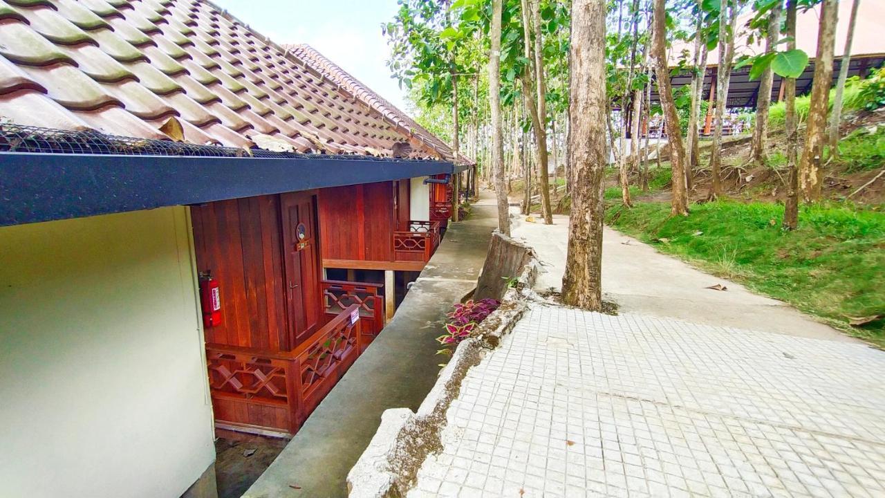 Kasuari Exotic Resort มาเกอลัง ภายนอก รูปภาพ